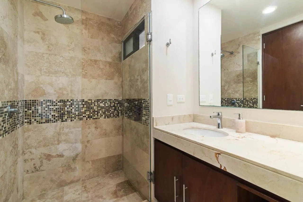Apartment Tropical Elegance: Luxurious Apt With Pool View Tulum